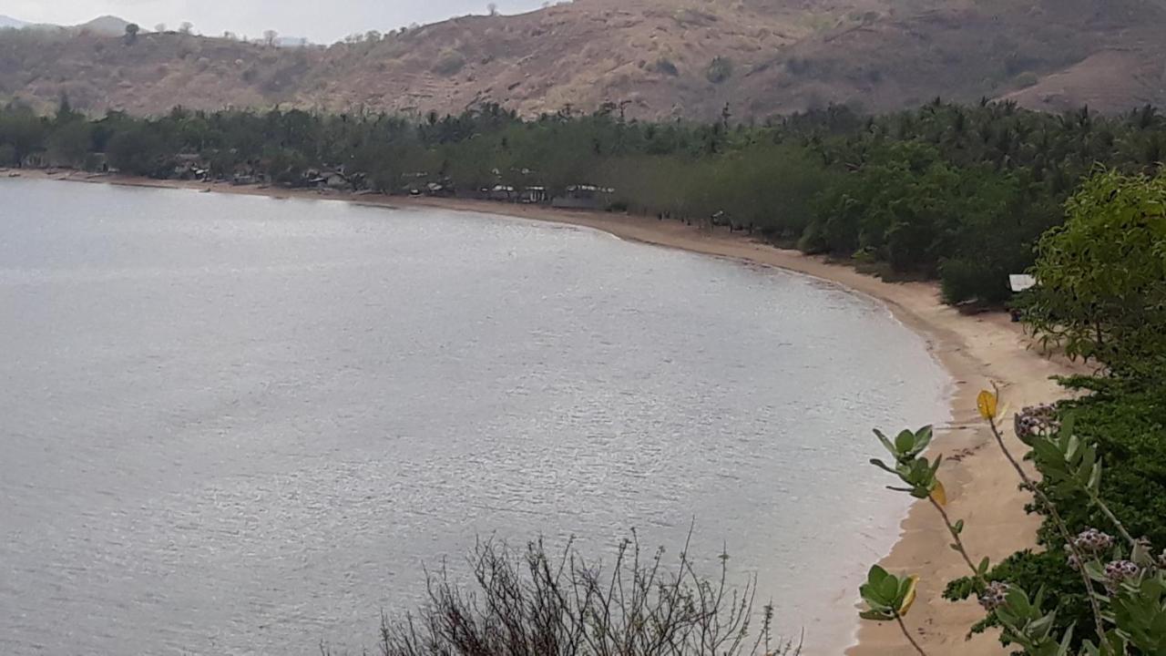 Bujang Lapuk Hostel Sekotong Dış mekan fotoğraf